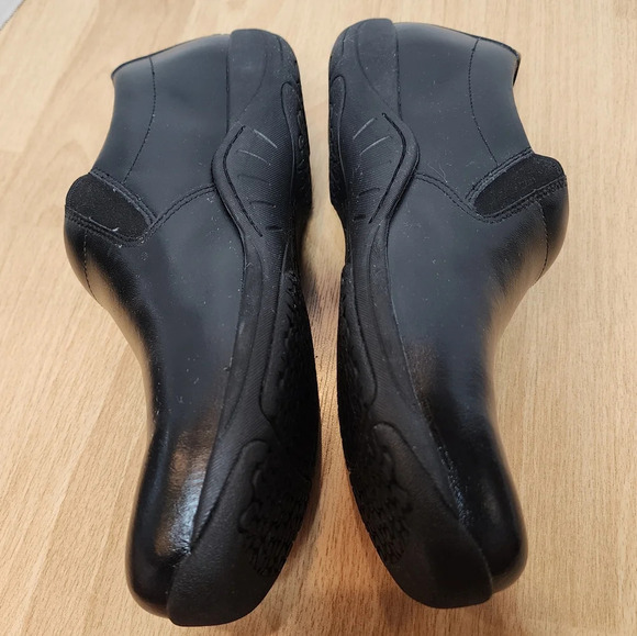Dansko Black Leather Nora Slip On Clogs nursing shoes wome size EU 40. - Picture 6 of 12